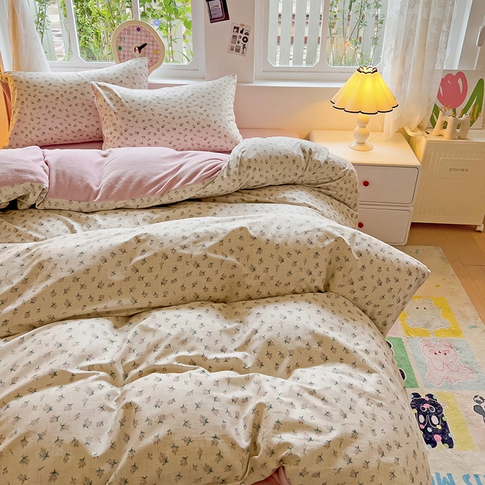 91家纺网 家纺一手货源 找家纺 捌月 2025新款棉加绒A版13372全棉B版高克重牛奶绒四件套直播新品 花西子