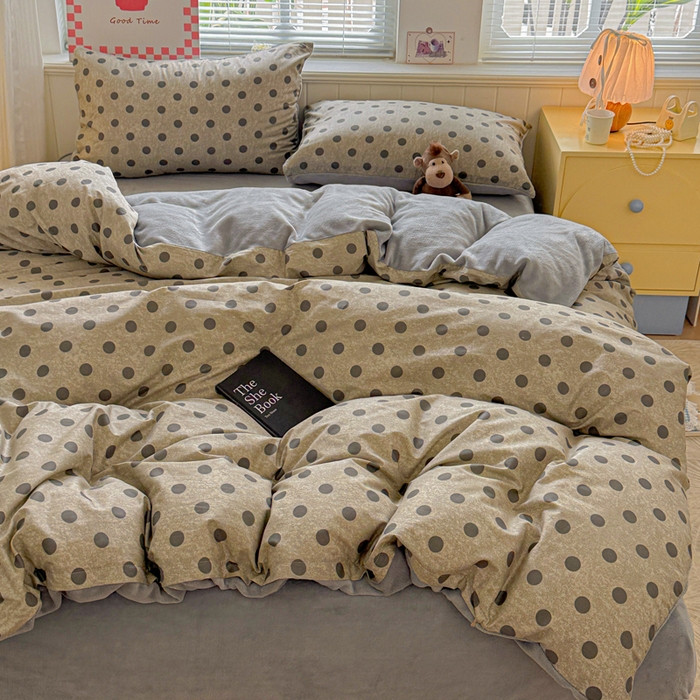 91家纺网 家纺一手货源 找家纺 捌月 2025新款棉加绒A版13372全棉B版高克重牛奶绒四件套直播新品 圆梦