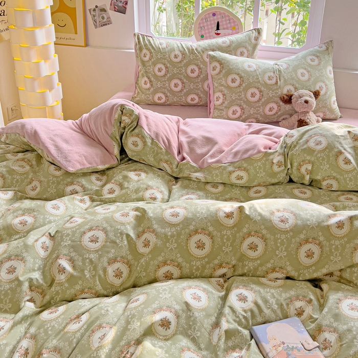 91家纺网 家纺一手货源 找家纺 捌月 2025新款棉加绒A版13372全棉B版高克重牛奶绒四件套直播新品 赫本