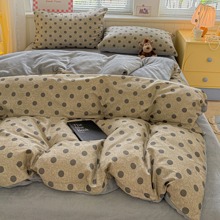 91家纺网 家纺一手货源 找家纺 捌月 2025新款棉加绒A版13372全棉B版高克重牛奶绒四件套直播新品 圆梦