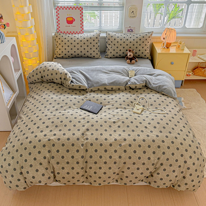 91家纺网 家纺一手货源 找家纺 捌月 2025新款棉加绒A版13372全棉B版高克重牛奶绒四件套直播新品 圆梦