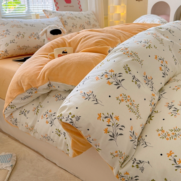 91家纺网 家纺一手货源 找家纺 捌月 2025新款棉加绒A版13372全棉B版高克重牛奶绒四件套直播新品 汐月（棉绒）