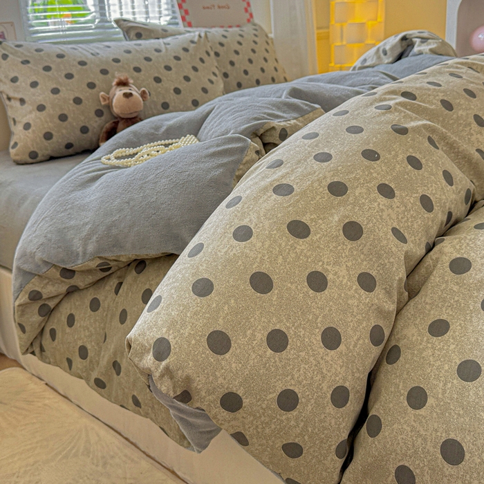 91家纺网 家纺一手货源 找家纺 捌月 2025新款棉加绒A版13372全棉B版高克重牛奶绒四件套直播新品 圆梦