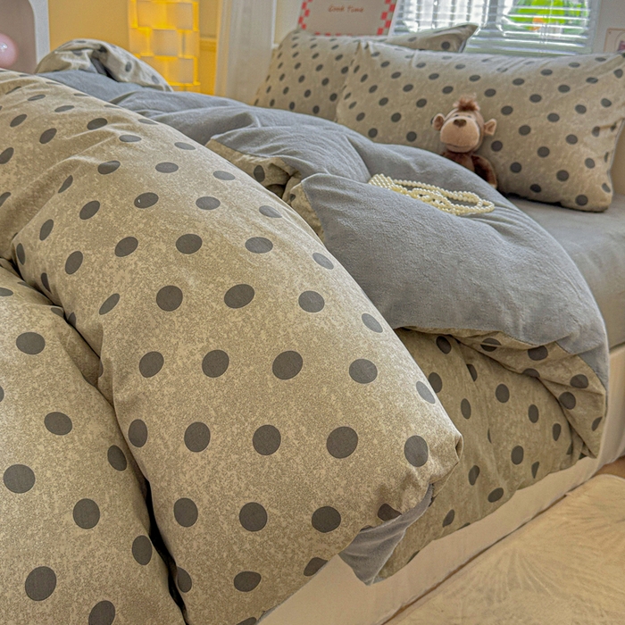 91家纺网 家纺一手货源 找家纺 捌月 2025新款棉加绒A版13372全棉B版高克重牛奶绒四件套直播新品 圆梦