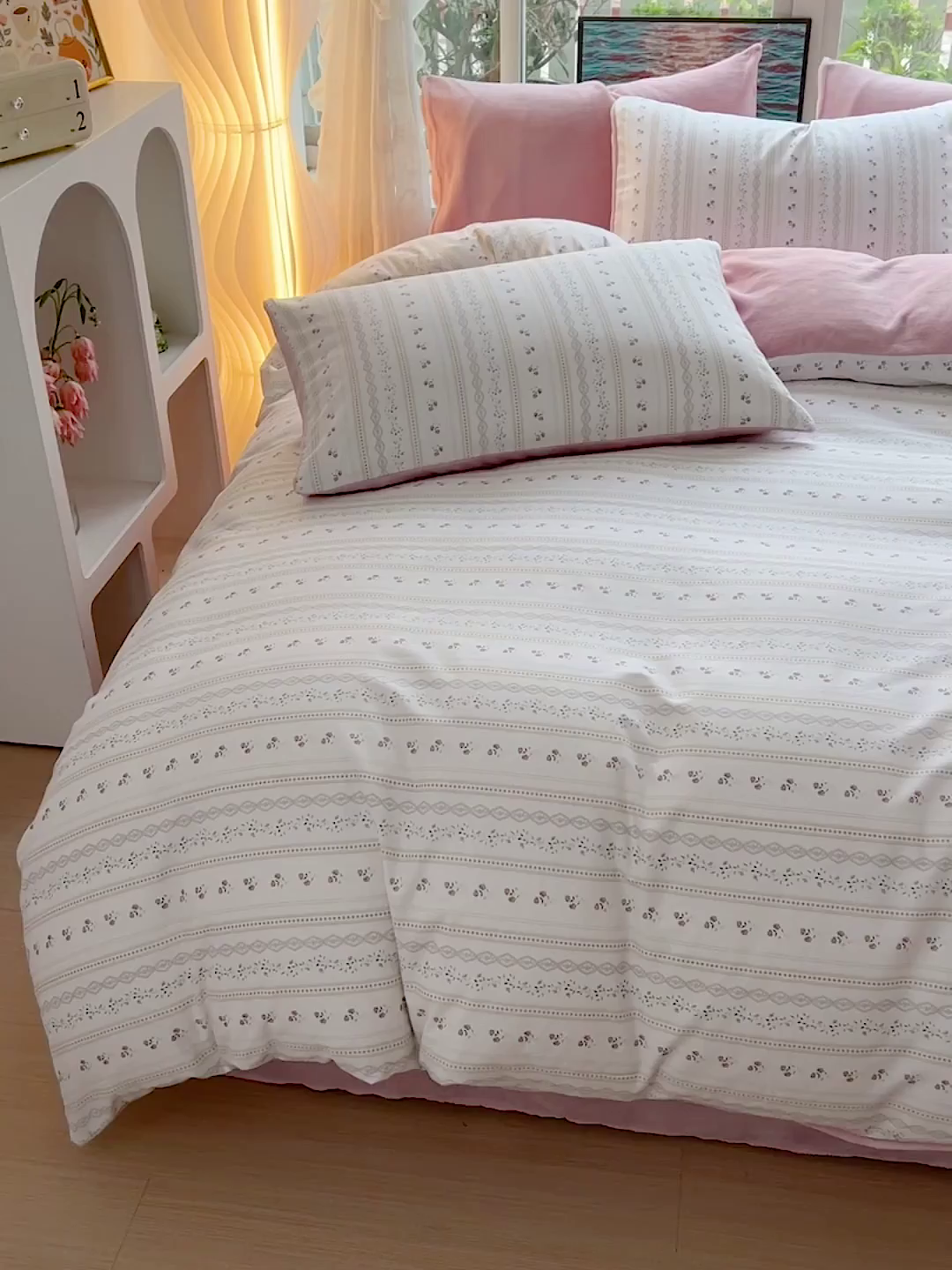 91家纺网 家纺一手货源 找家纺 捌月 2025新款棉加绒A版13372全棉B版高克重牛奶绒四件套直播新品 樱桃花开