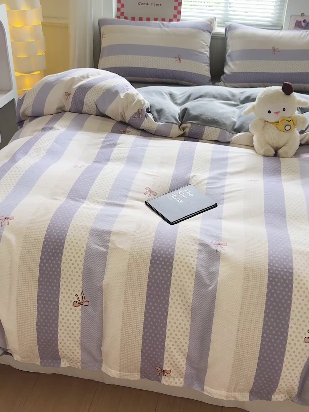 91家纺网 家纺一手货源 找家纺 捌月 2025新款棉加绒A版13372全棉B版高克重牛奶绒四件套直播新品 小时光