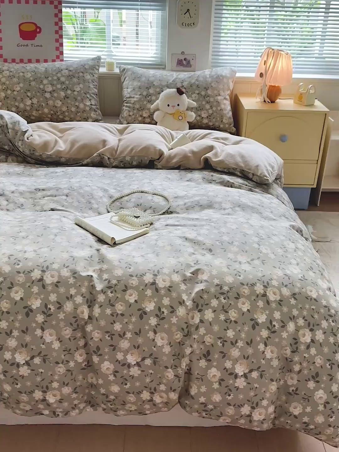 91家纺网 家纺一手货源 找家纺 捌月 2025新款棉加绒A版13372全棉B版高克重牛奶绒四件套直播新品 沐辰花