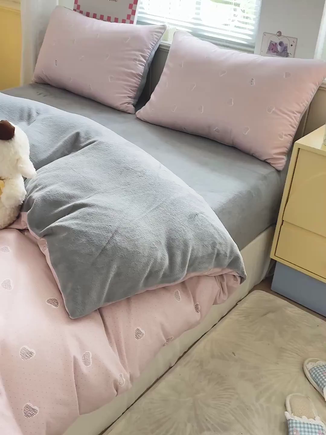 91家纺网 家纺一手货源 找家纺 捌月 2025新款棉加绒A版13372全棉B版高克重牛奶绒四件套直播新品 心语