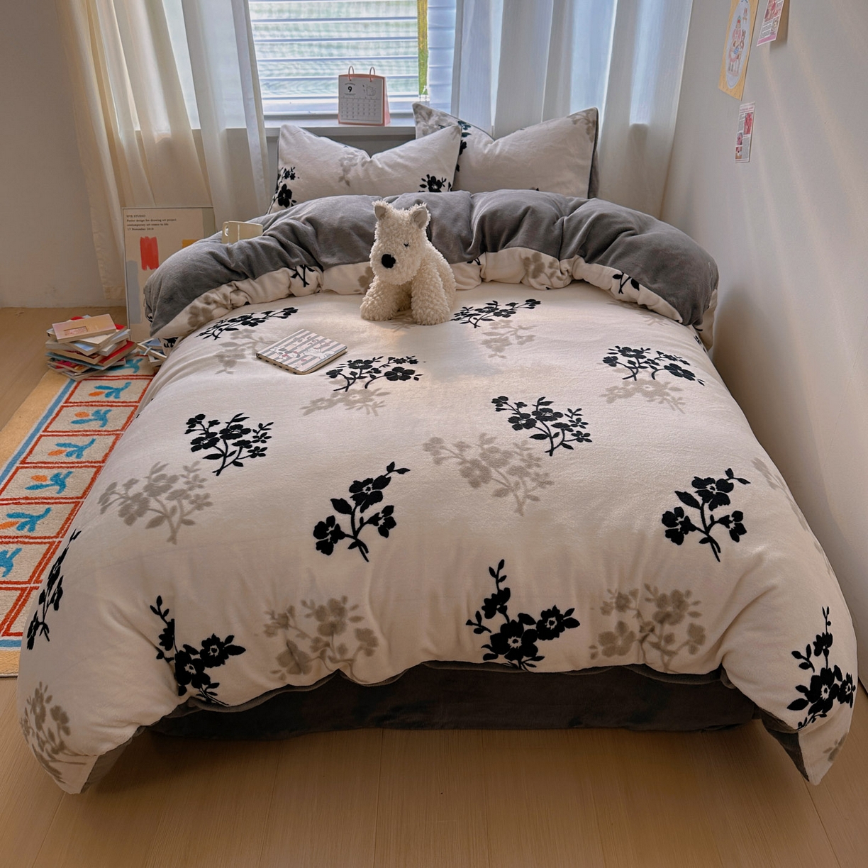 91家纺网 家纺一手货源 找家纺 小叮当家纺仓储工厂店 买家秀 爆款花型2025新款200克牛奶绒小清新卡通复古风单被套 被套单件 莫西里