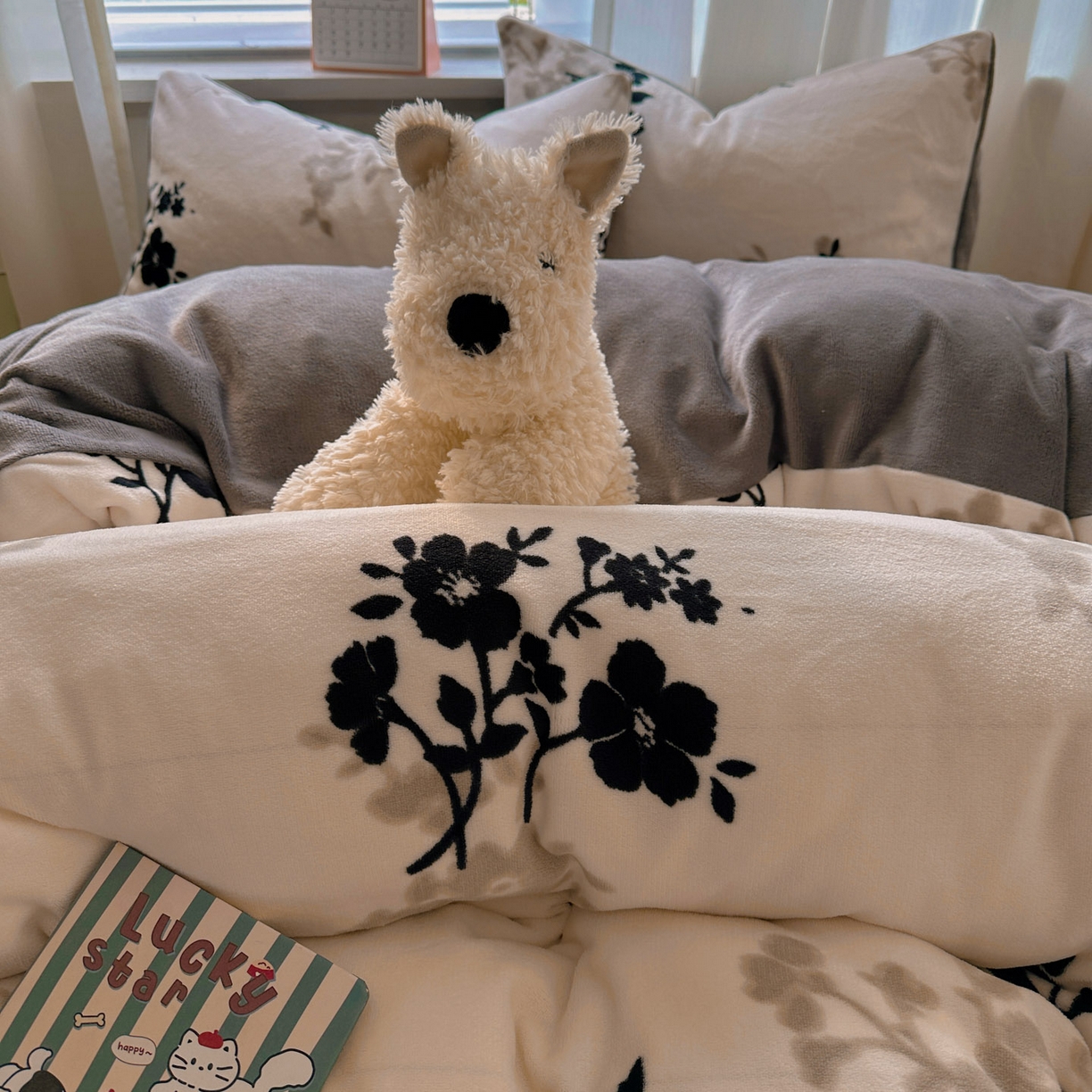 91家纺网 家纺一手货源 找家纺 小叮当家纺仓储工厂店 买家秀 爆款花型2025新款200克牛奶绒小清新卡通复古风单被套 被套单件 莫西里