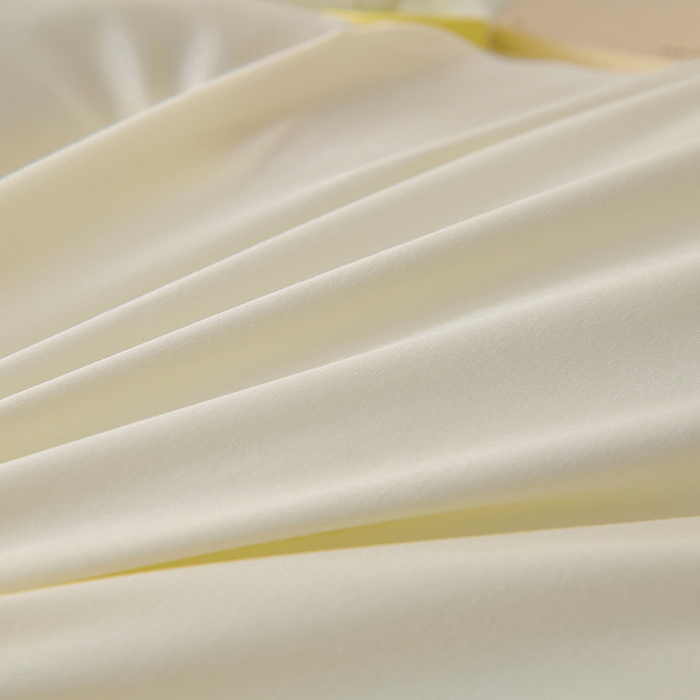 91家纺网 家纺一手货源 找家纺 被多多被业 2025新款A类亲肤水洗棉羽丝棉被-熊猫系列 熊猫-奶昔白拼草绿