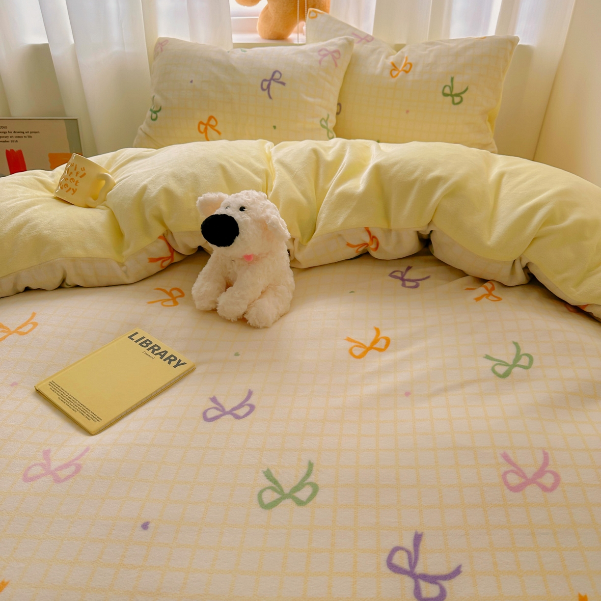 91家纺网 家纺一手货源 找家纺 小叮当家纺仓储工厂店 买家秀 爆款花型2025新款200克牛奶绒小清新卡通复古风单被套 被套单件 彩色蝴蝶结