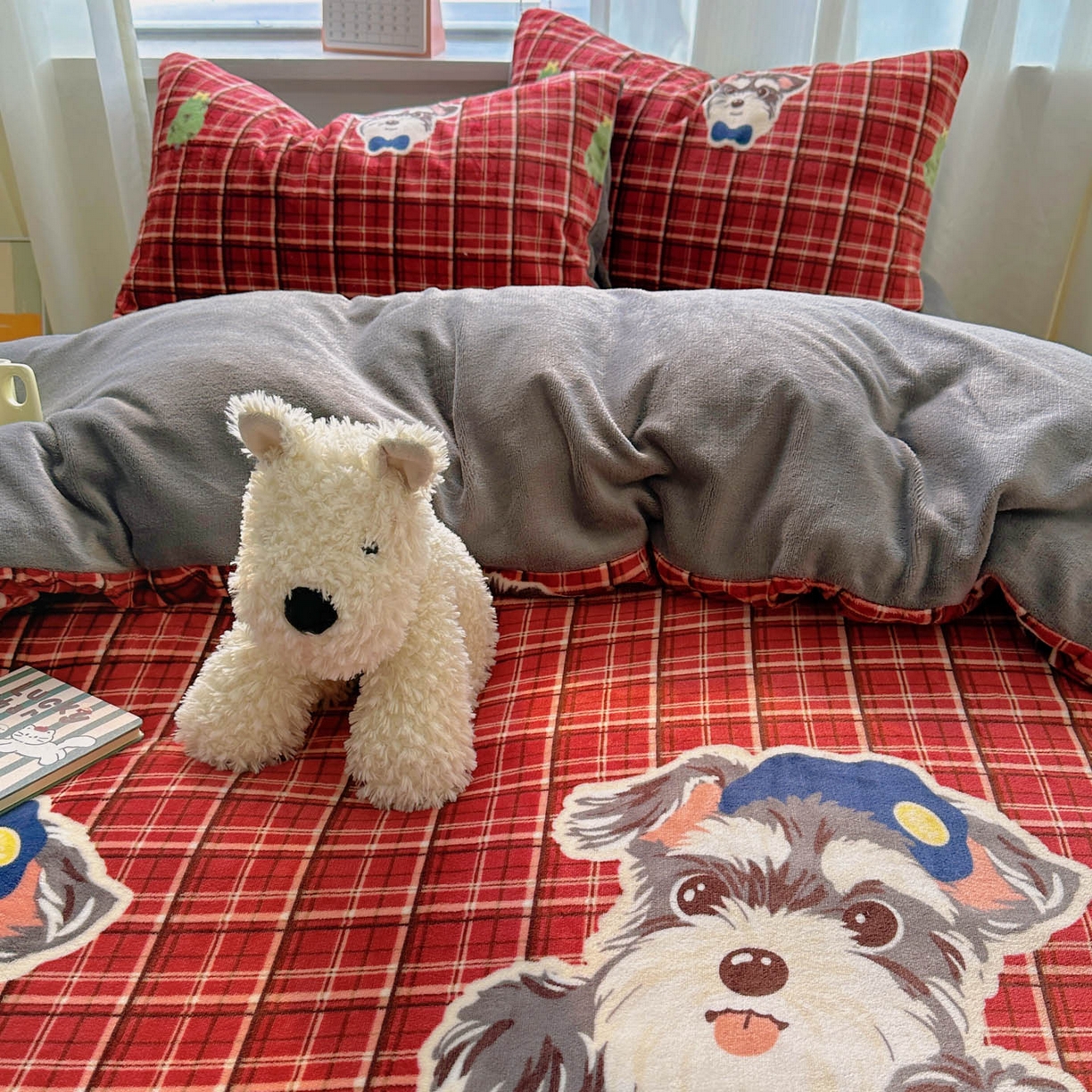 91家纺网 家纺一手货源 找家纺 小叮当家纺仓储工厂店 买家秀 爆款花型2025新款200克牛奶绒小清新卡通复古风单被套 被套单件 红格西高地