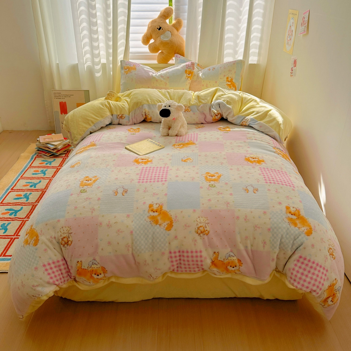 91家纺网 家纺一手货源 找家纺 小叮当家纺仓储工厂店 买家秀 爆款花型2025新款200克牛奶绒小清新卡通复古风单被套 被套单件 花丛奶猫