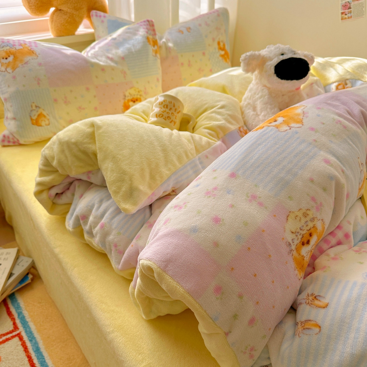 91家纺网 家纺一手货源 找家纺 小叮当家纺仓储工厂店 买家秀 爆款花型2025新款200克牛奶绒小清新卡通复古风单被套 被套单件 花丛奶猫