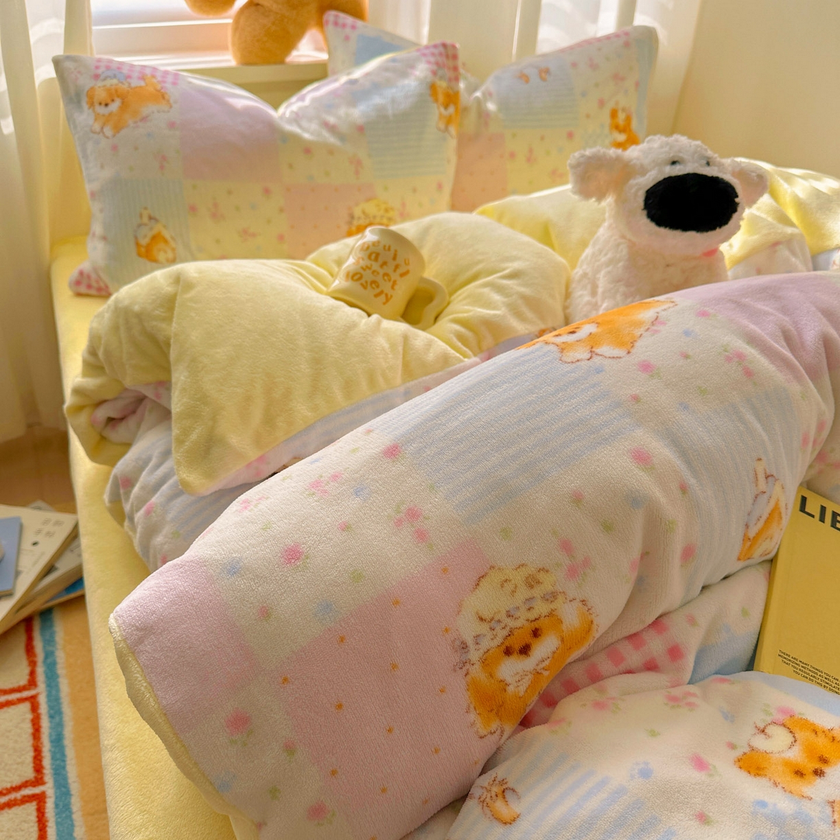 91家纺网 家纺一手货源 找家纺 小叮当家纺仓储工厂店 买家秀 爆款花型2025新款200克牛奶绒小清新卡通复古风单被套 被套单件 花丛奶猫