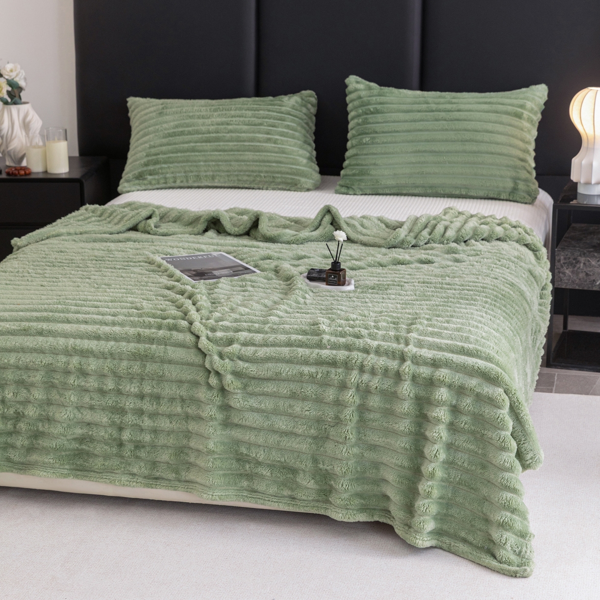 91家纺网 家纺一手货源 找家纺 楠沐家纺 2025新款高克重大抽条毛毯仿兔毛绒法兰绒毯跨境外贸多功能毯 兔毛绒-暗茶绿