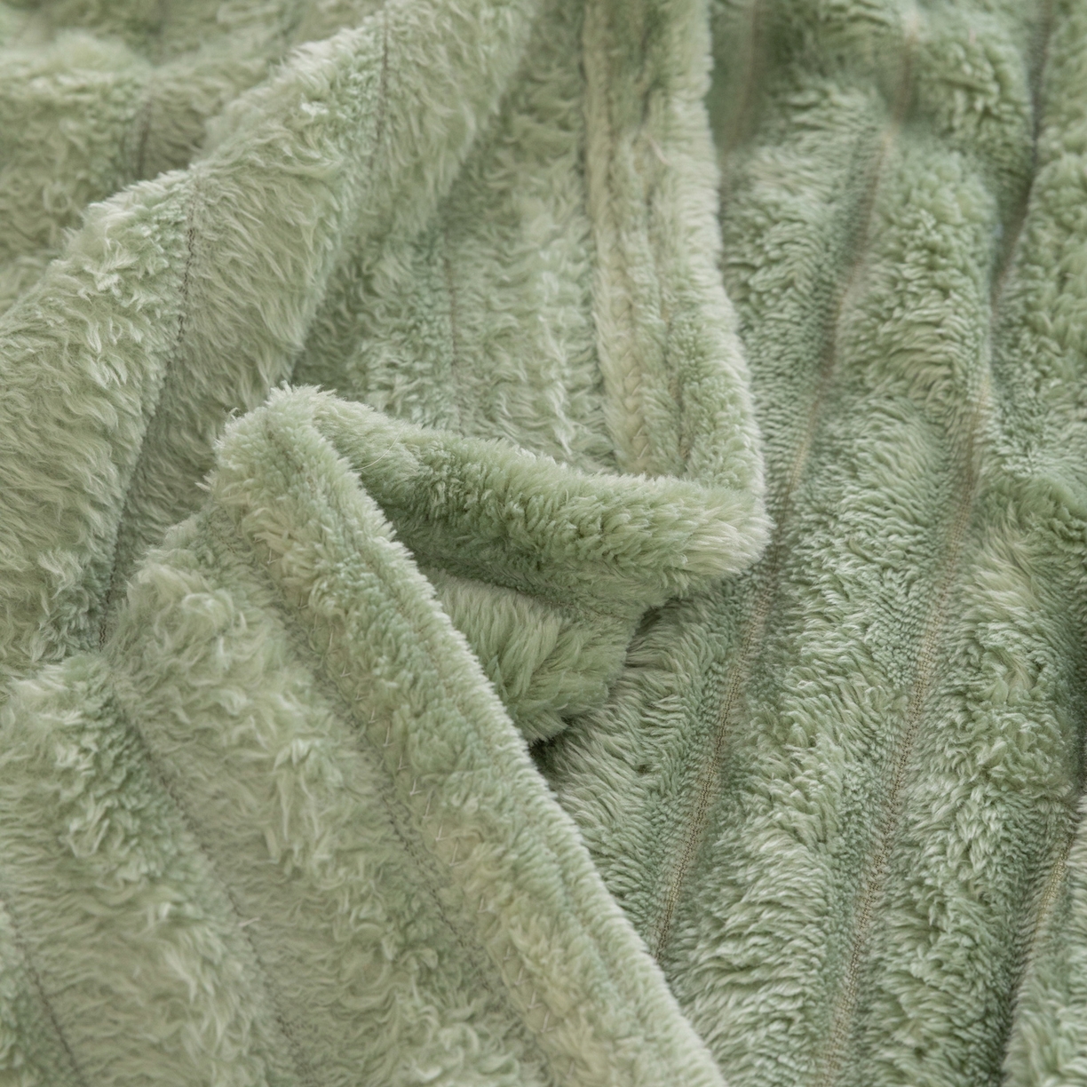 91家纺网 家纺一手货源 找家纺 楠沐家纺 2025新款高克重大抽条毛毯仿兔毛绒法兰绒毯跨境外贸多功能毯 兔毛绒-暗茶绿