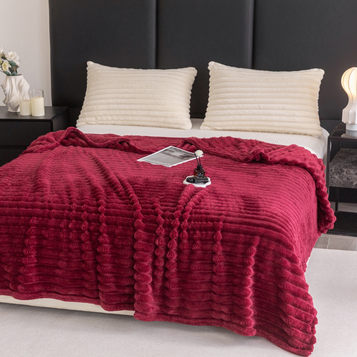 91家纺网 家纺一手货源 找家纺 楠沐家纺 2025新款高克重大抽条毛毯仿兔毛绒法兰绒毯跨境外贸多功能毯 兔毛绒-酒红