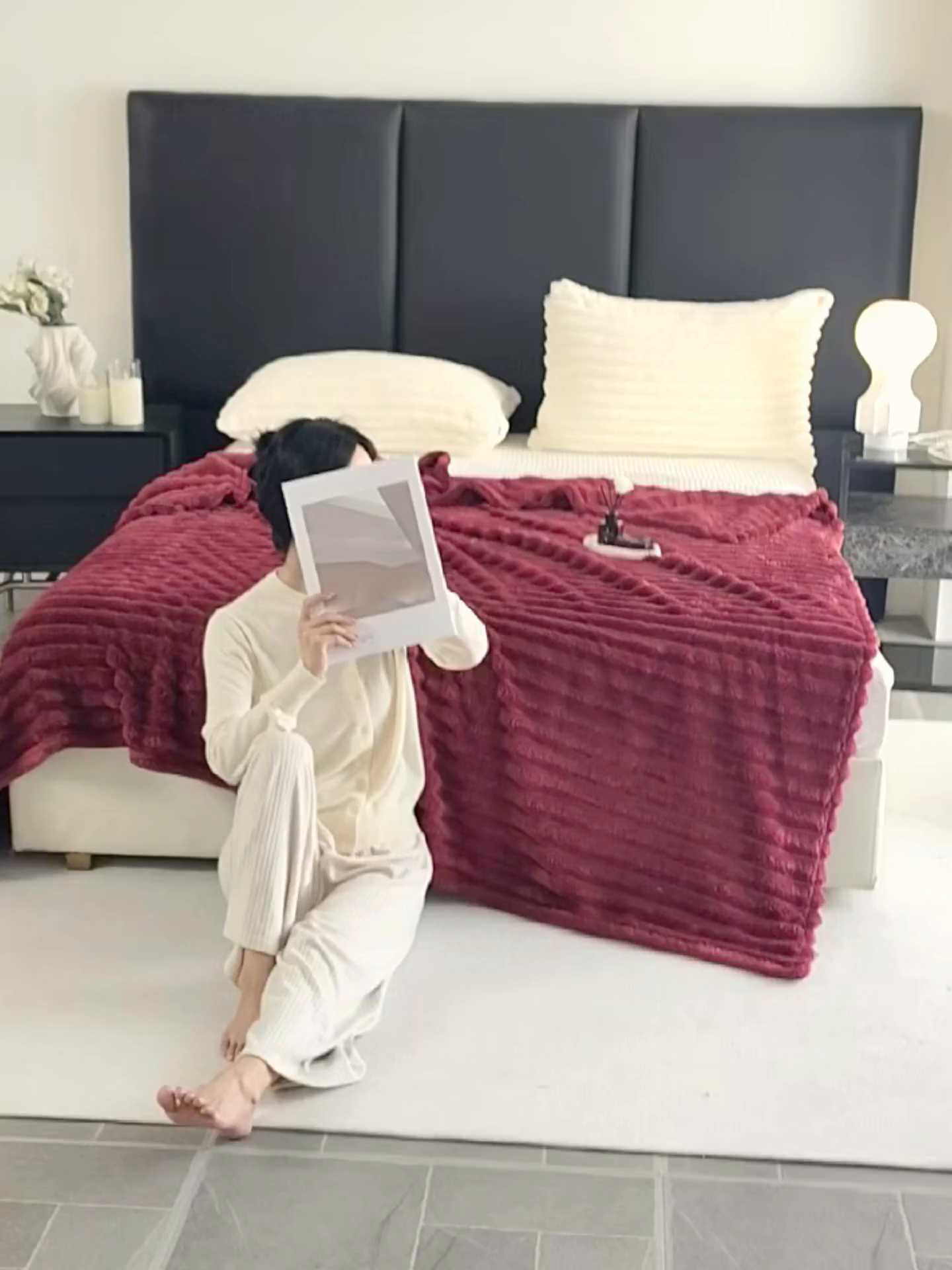 91家纺网 家纺一手货源 找家纺 楠沐家纺 2025新款高克重大抽条毛毯仿兔毛绒法兰绒毯跨境外贸多功能毯 兔毛绒-酒红