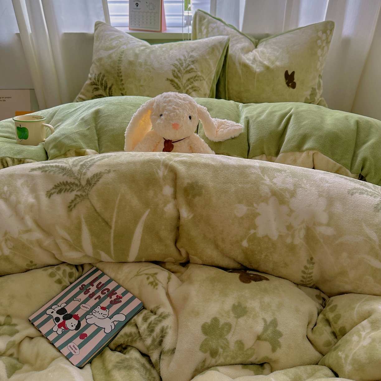 91家纺网 家纺一手货源 找家纺 小叮当家纺仓储工厂店 买家秀 爆款花型2025新款200克牛奶绒小清新卡通复古风单被套 被套单件 沐晨-绿