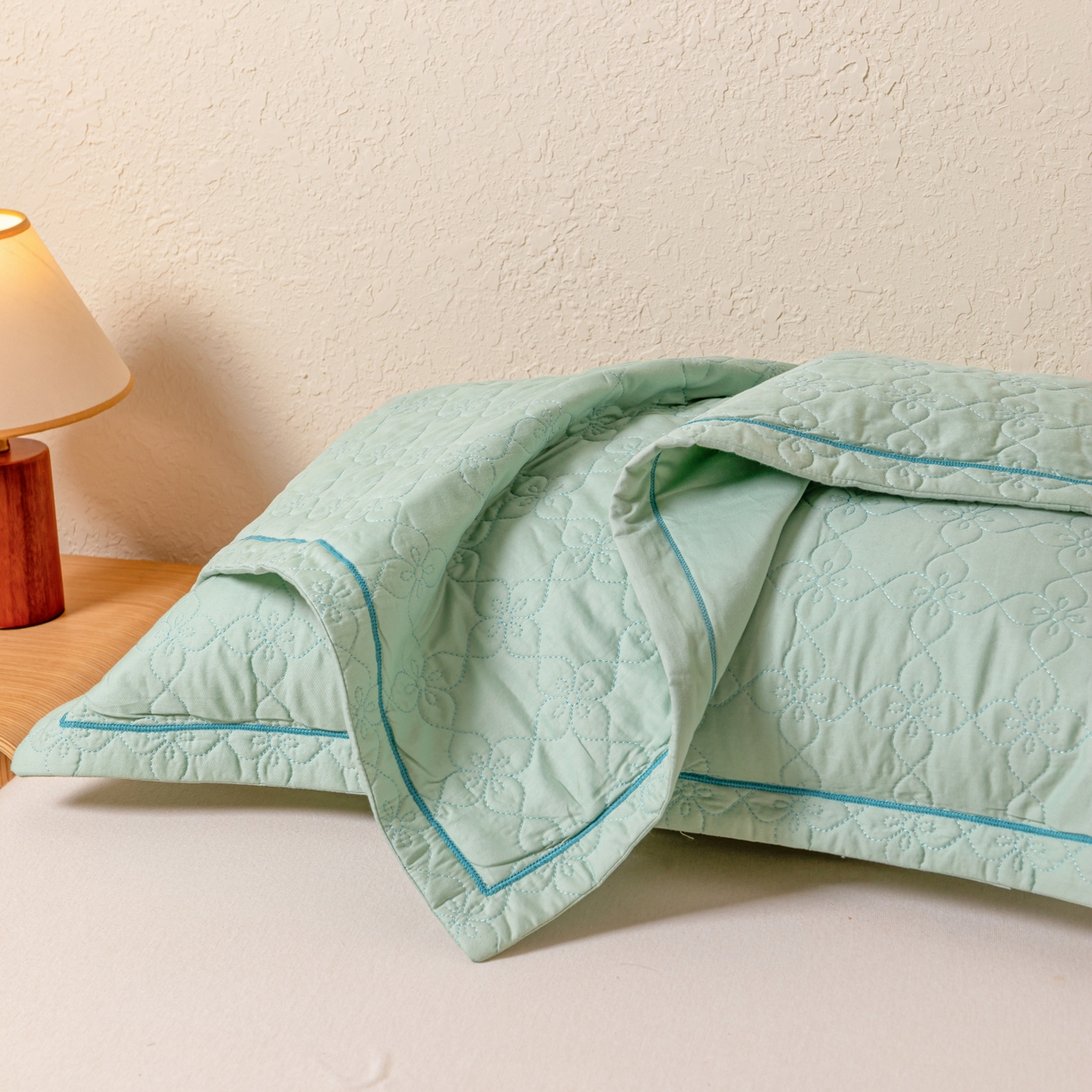 91家纺网 家纺一手货源 找家纺 （总）百寐 2025新款全棉纯色加厚夹棉50*80枕套40*60/48*74纯棉枕芯保护套