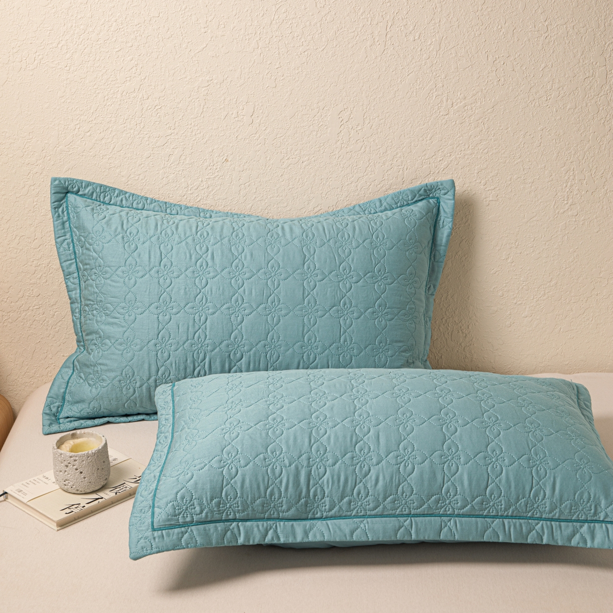 91家纺网 家纺一手货源 找家纺 百寐 2025新款全棉纯色加厚夹棉50*80枕套40*60/48*74纯棉枕芯保护套 花容-云水蓝