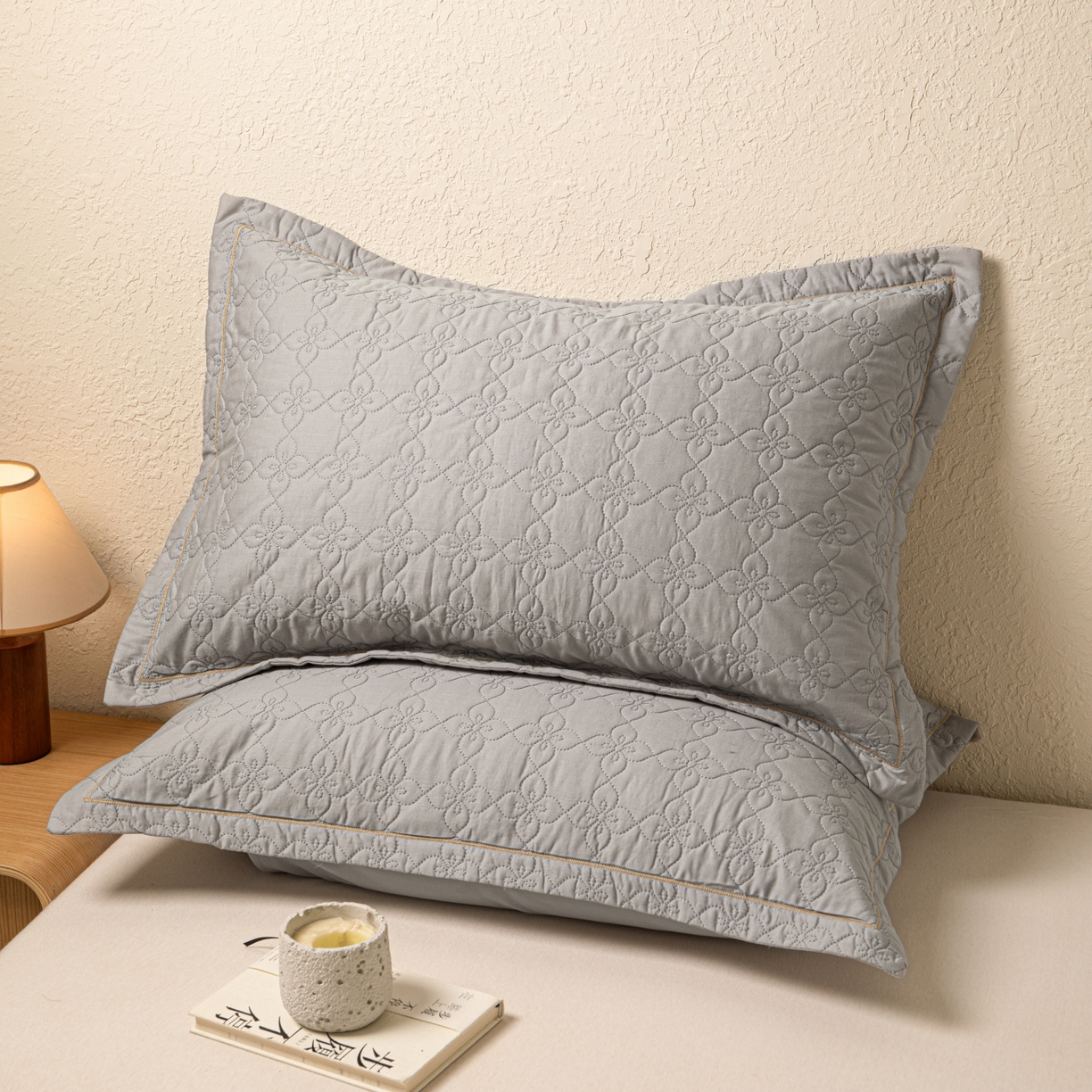91家纺网 家纺一手货源 找家纺 百寐 2025新款全棉纯色加厚夹棉50*80枕套40*60/48*74纯棉枕芯保护套 花容-罗卡灰