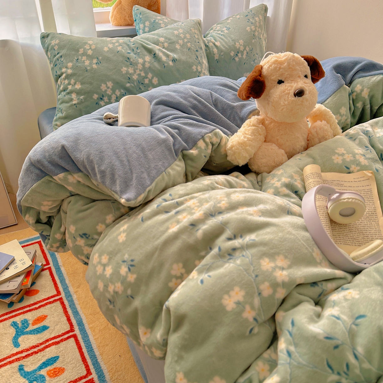 小叮当家纺仓储工厂店 买家秀 爆款花型2025新款200克牛奶绒小清新卡通复古风单被套 被套单件 若影华梦