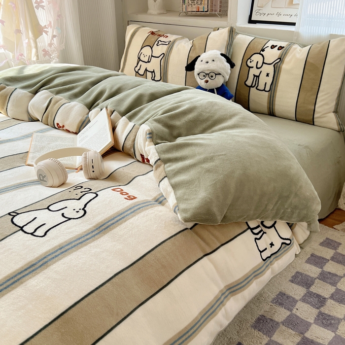 91家纺网 家纺一手货源 找家纺 小叮当家纺仓储工厂店 买家秀 爆款花型2025新款200克牛奶绒小清新卡通复古风单被套 被套单件 线条小白狗