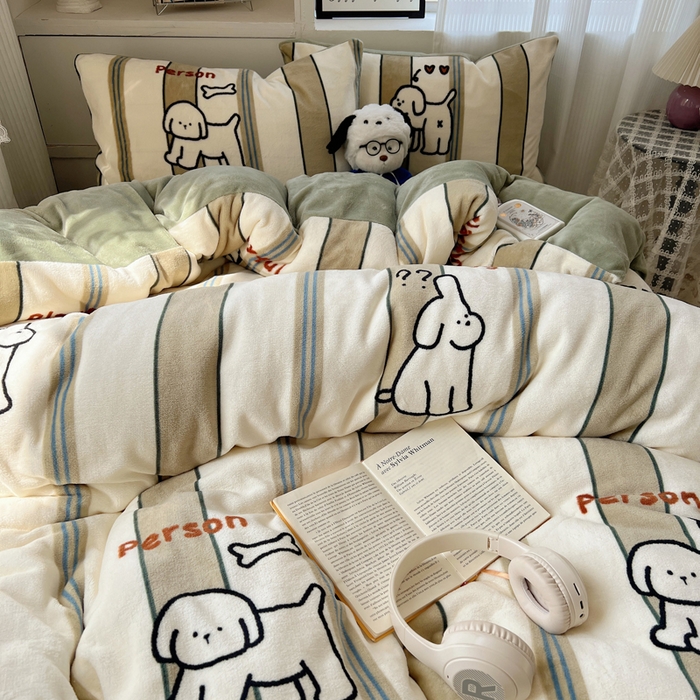 91家纺网 家纺一手货源 找家纺 小叮当家纺仓储工厂店 买家秀 爆款花型2025新款200克牛奶绒小清新卡通复古风单被套 被套单件 线条小白狗