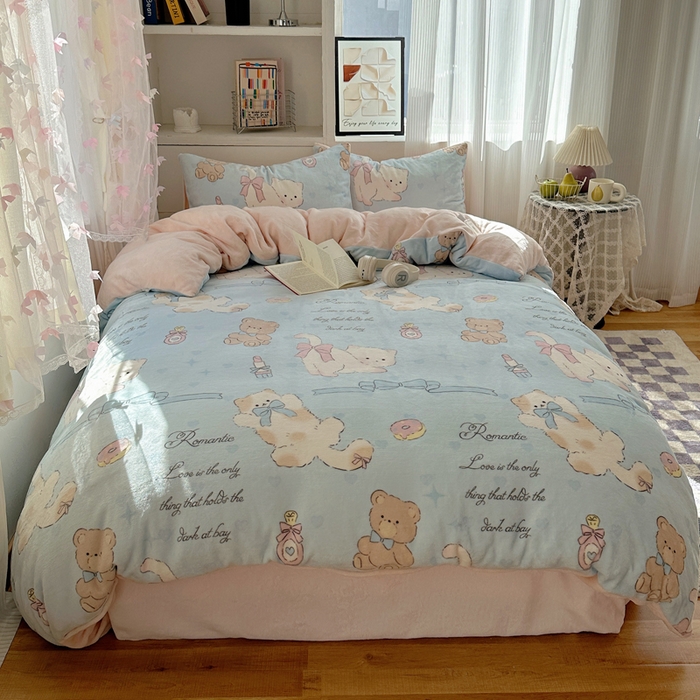 91家纺网 家纺一手货源 找家纺 小叮当家纺仓储工厂店 买家秀 爆款花型2025新款200克牛奶绒小清新卡通复古风单被套 被套单件 小猫奶油