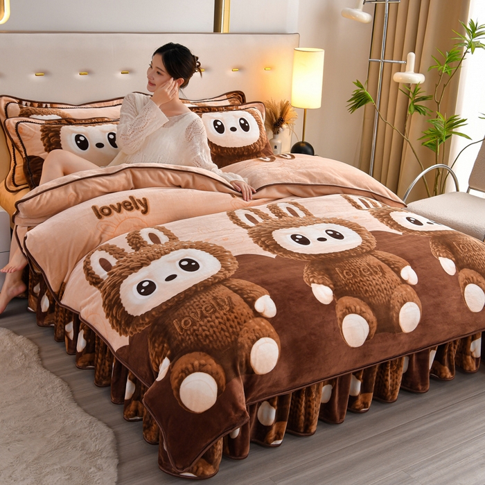 91家纺网 家纺一手货源 找家纺 芯诗曼2025新款8.5斤直播热款高克重牛奶绒法莱绒水晶金貂法莱绒四件套 拉布布