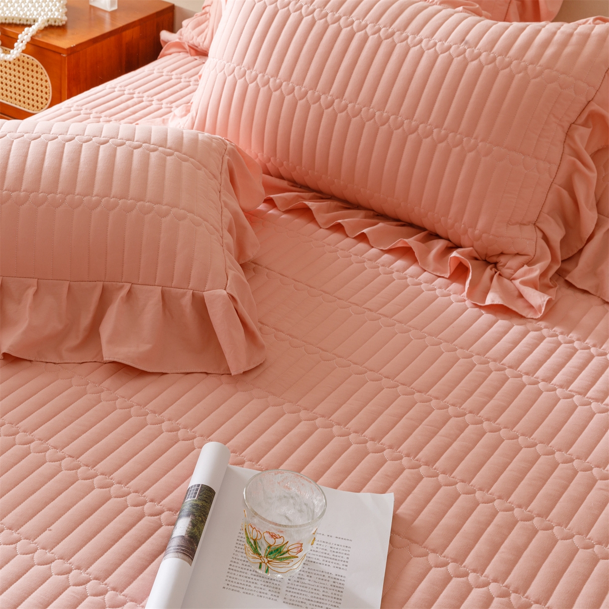 91家纺网 家纺一手货源 找家纺 （总）好儿喜家纺 2025新款A类水洗棉床裙三件套-梦萝系列