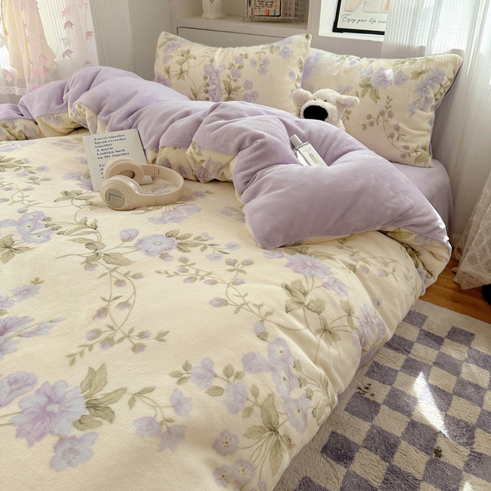 91家纺网 家纺一手货源 找家纺 小叮当家纺仓储工厂店 买家秀 爆款花型2025新款200克牛奶绒小清新卡通复古风单被套 被套单件 紫色风铃