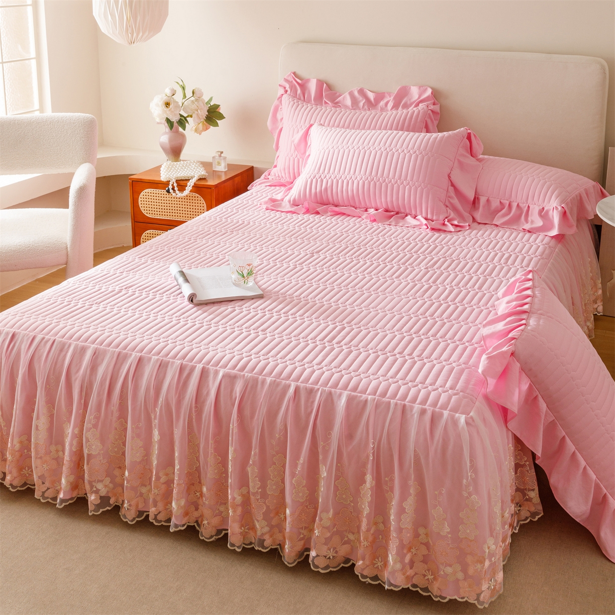 91家纺网 家纺一手货源 找家纺 （总）好儿喜家纺 2025新款A类水洗棉床裙三件套-梦萝系列