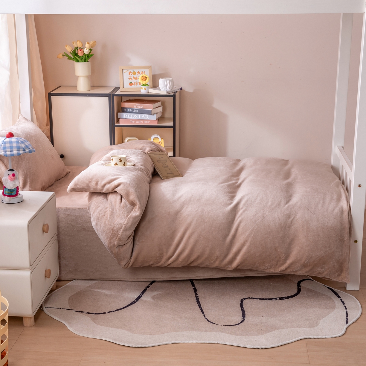 91家纺网 家纺一手货源 找家纺 凌云 2025新款A类230克加厚牛奶绒学生宿舍三件套床笠款床单款 浅驼-绒