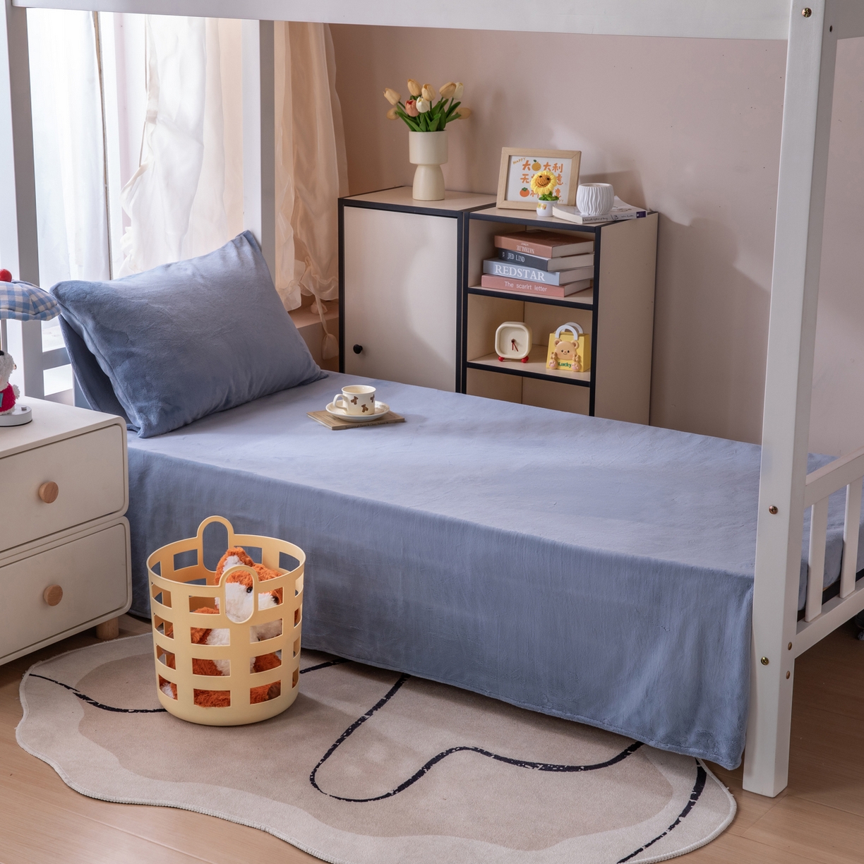 91家纺网 家纺一手货源 找家纺 凌云 2025新款A类230克加厚牛奶绒学生宿舍三件套床笠款床单款 星海蓝-绒