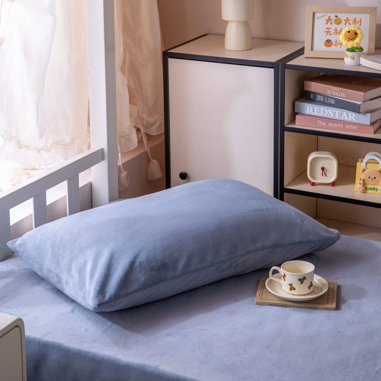 91家纺网 家纺一手货源 找家纺 凌云 2025新款A类230克加厚牛奶绒学生宿舍三件套床笠款床单款 星海蓝-绒