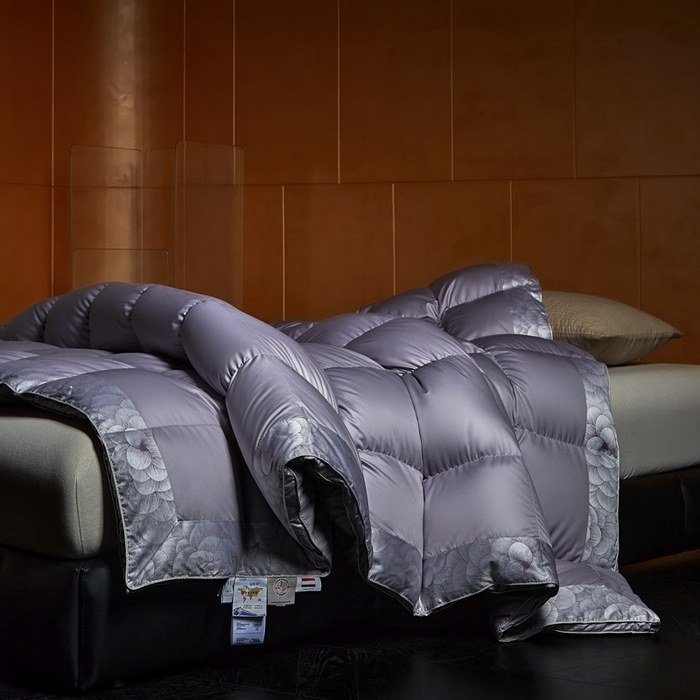 91家纺网 家纺一手货源 找家纺 暖羽屋羽绒馆 2025新款罗玛莱赛尔 鹅绒丝被芯 白鹅绒被子 羽毛被 冬被双人加厚春秋被2米 罗玛 紫