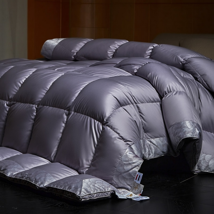 91家纺网 家纺一手货源 找家纺 暖羽屋羽绒馆 2025新款罗玛莱赛尔 鹅绒丝被芯 白鹅绒被子 羽毛被 冬被双人加厚春秋被2米 罗玛 紫