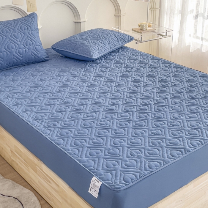 91家纺网 家纺一手货源 找家纺 亨通家纺 2025新款A类爱心磨毛防水夹棉床笠 爱心-海洋蓝