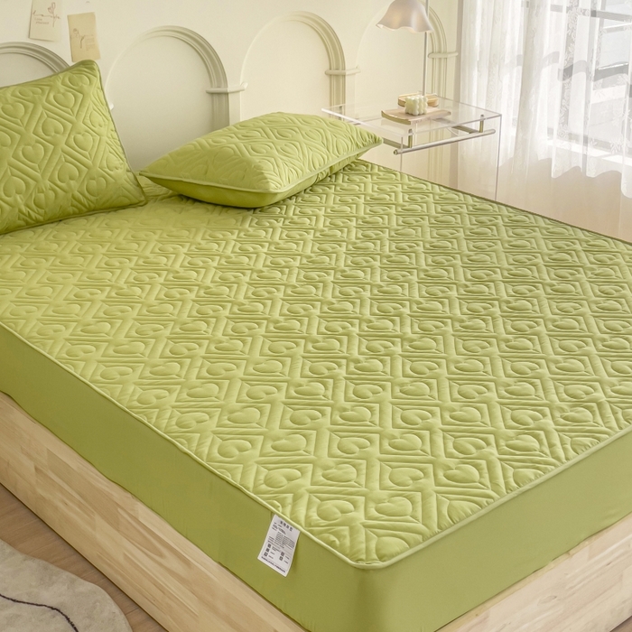 91家纺网 家纺一手货源 找家纺 亨通家纺 2025新款A类爱心磨毛防水夹棉床笠 爱心-芥末绿