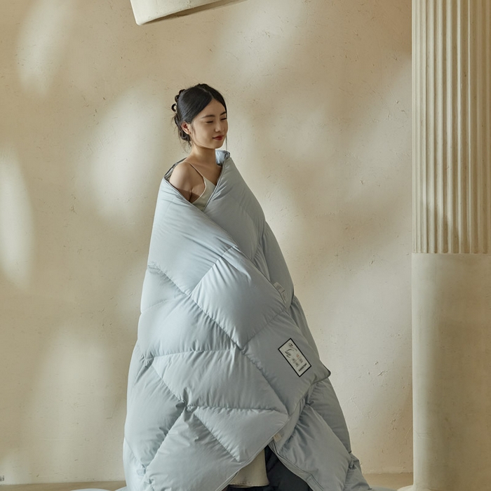 91家纺网 家纺一手货源 找家纺 （总）暖羽屋羽绒馆 2025新款人体工学被鹅绒丝被芯 羽绒被子春秋被  羽毛被 双人冬被