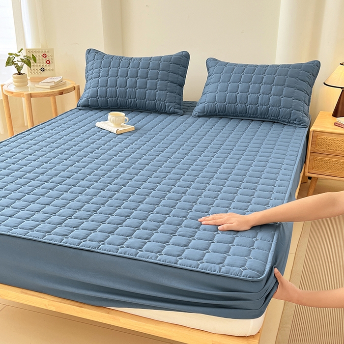 91家纺网 家纺一手货源 找家纺 （总）亨通家纺 2025新款A类格子磨毛防水夹棉床笠