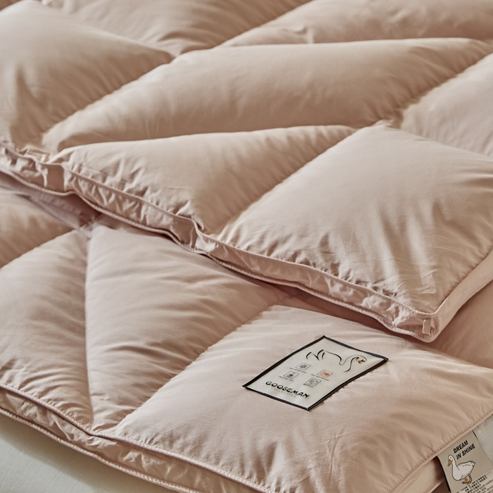 91家纺网 家纺一手货源 找家纺 （总）暖羽屋羽绒馆 2025新款人体工学被鹅绒丝被芯 羽绒被子春秋被  羽毛被 双人冬被