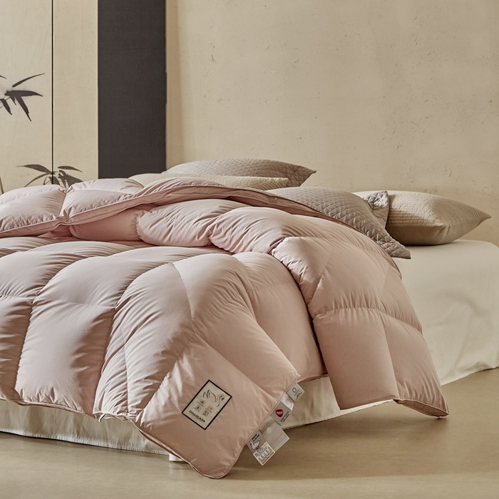 91家纺网 家纺一手货源 找家纺 （总）暖羽屋羽绒馆 2025新款人体工学被鹅绒丝被芯 羽绒被子春秋被  羽毛被 双人冬被