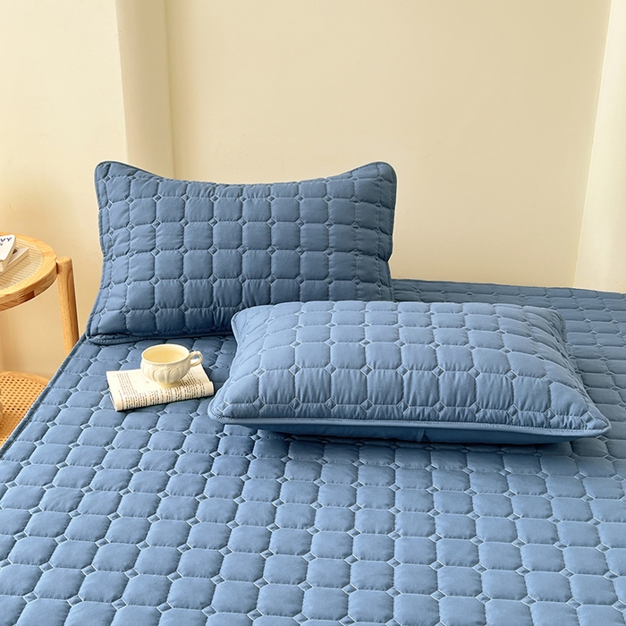 91家纺网 家纺一手货源 找家纺 亨通家纺 2025新款A类格子磨毛防水夹棉床笠 格子夹棉-蓝色