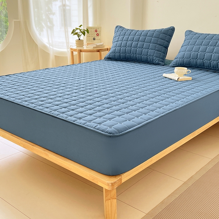 91家纺网 家纺一手货源 找家纺 亨通家纺 2025新款A类格子磨毛防水夹棉床笠 格子夹棉-蓝色