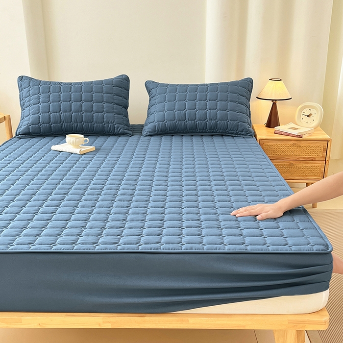 91家纺网 家纺一手货源 找家纺 亨通家纺 2025新款A类格子磨毛防水夹棉床笠 格子夹棉-蓝色